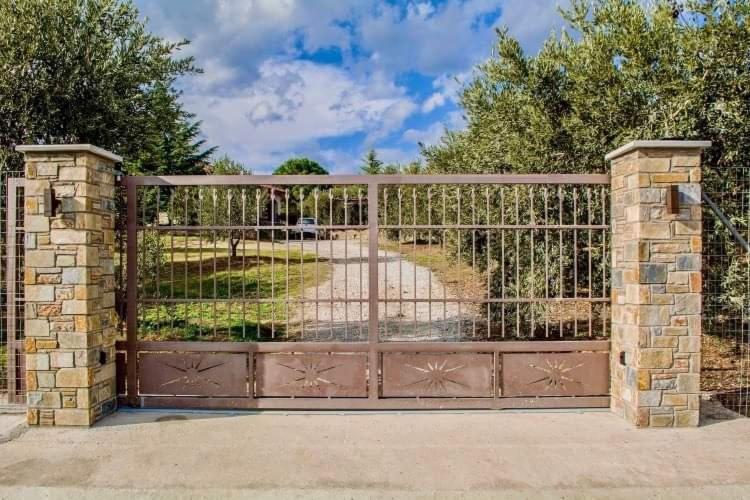 Viewing Garden * Volos